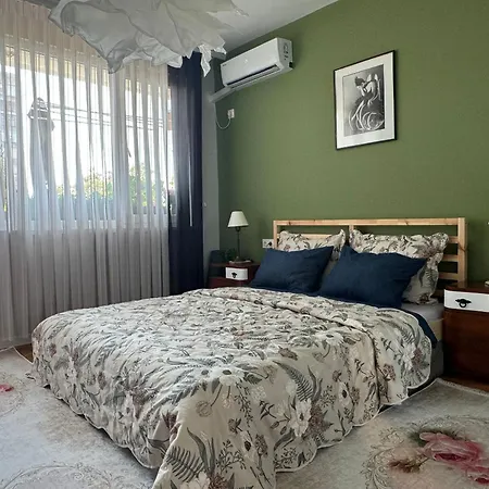 Lägenhet The Master And Margarita Centre